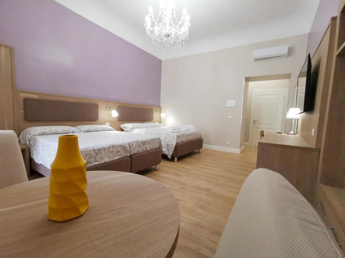 Opera Relais 85 Bed & Breakfast Messina Eksteriør bilde